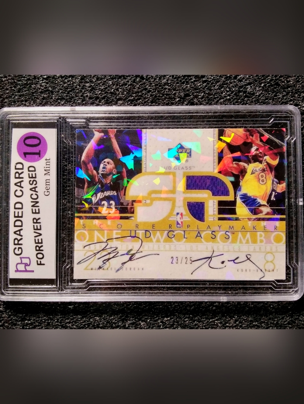 Michael Jordan, Kobe Bryant UD Glass Dual Autograph Basketball Card. Graded 10